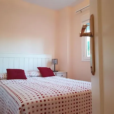 Magnifico Con Jardin Y Vistas En Novo Sancti Petri *